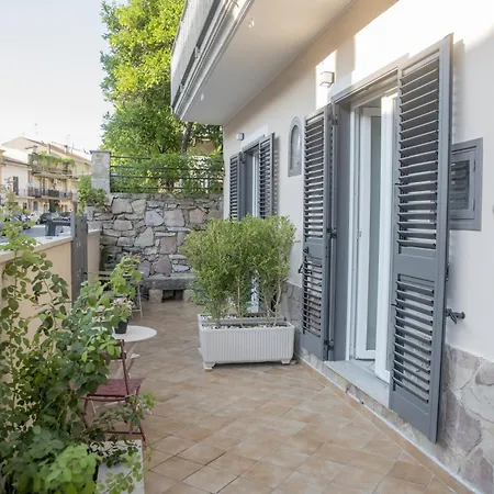La Magnolia Bed and Breakfast 3*